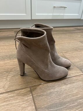 Stuart Weitzman Gray Ankle booties